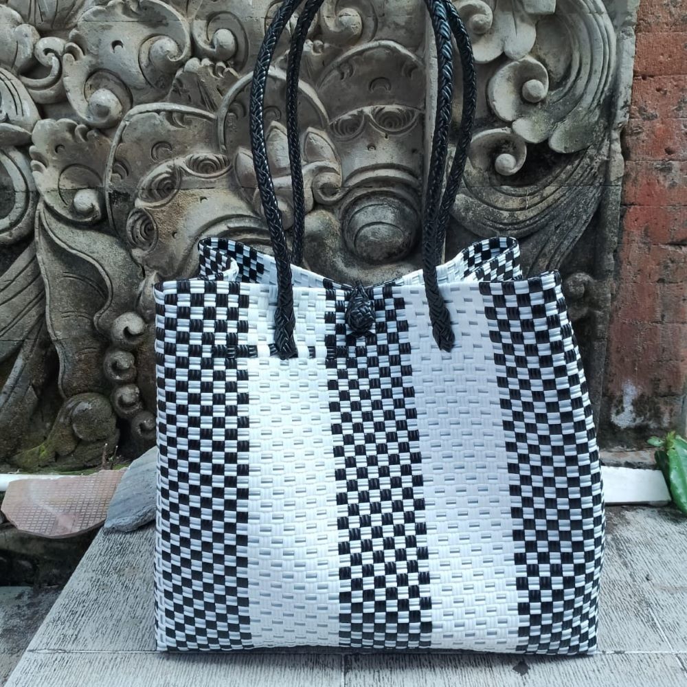 Savoy Stripe – Elegant and French-inspired from Chic collection
