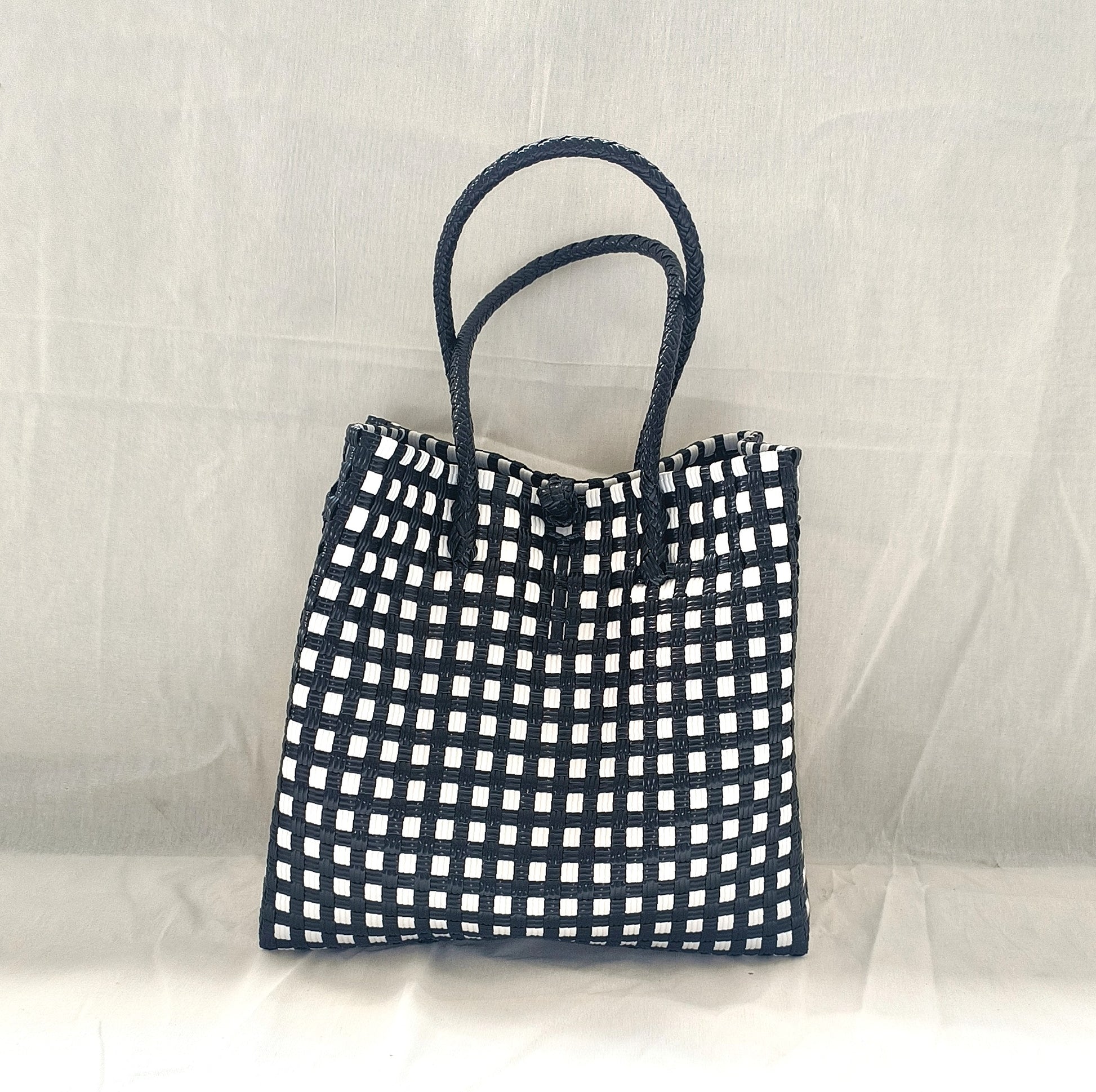 City Square - BLack and White Tote from the Chic Collection