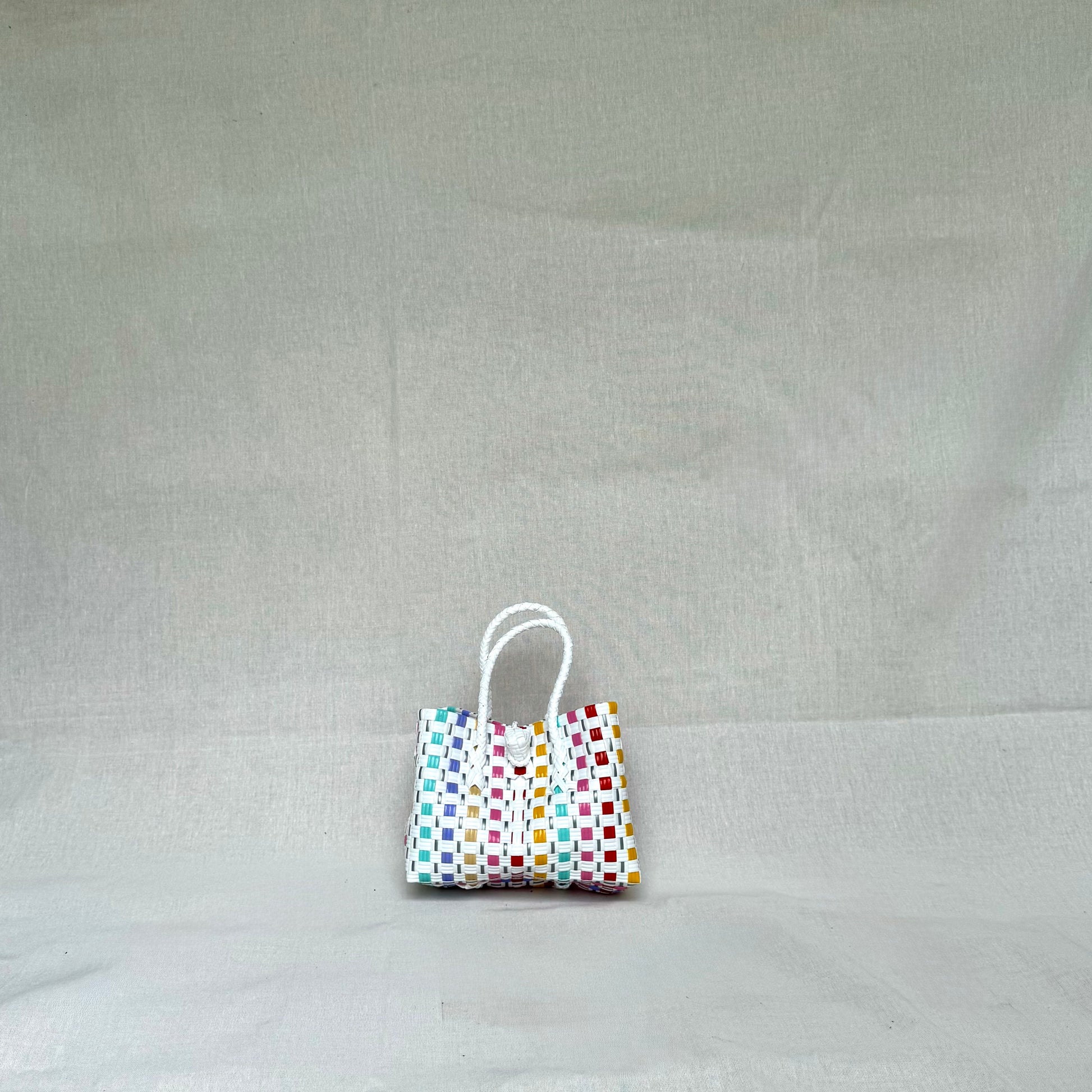 Cosmic 2 Tote – Tropical color recycled Bag from Zest Collection