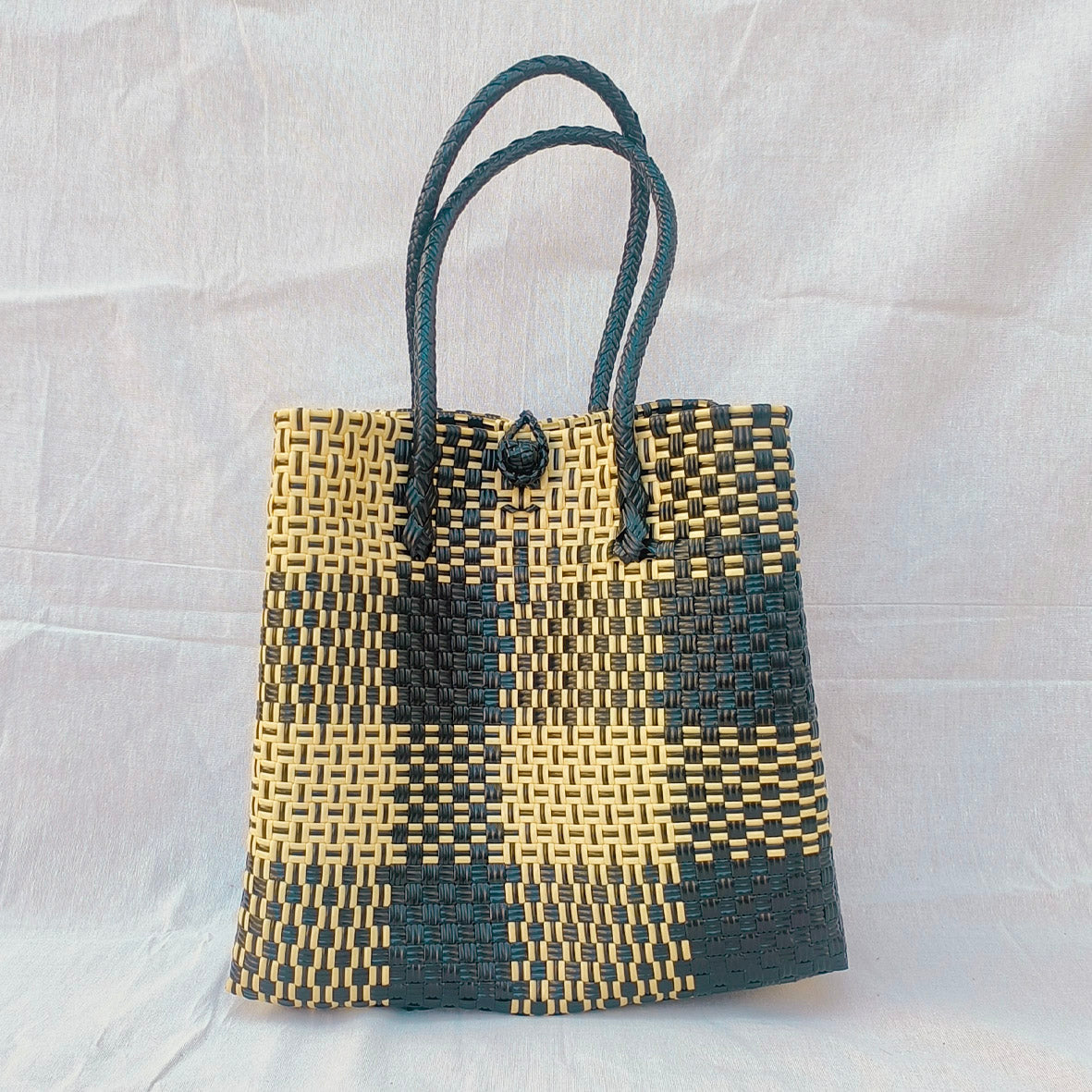 Mochaccino Tote – Black & Beige Recycled Bag from Chic Collection