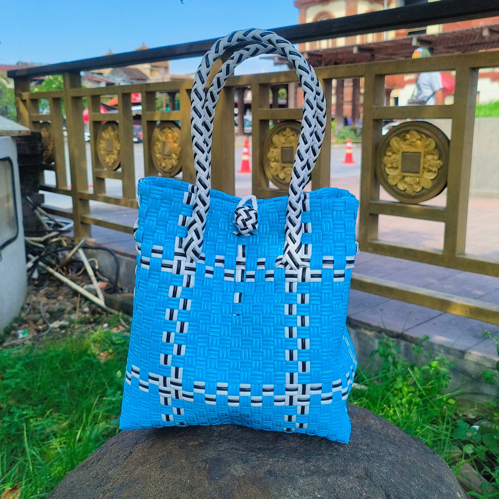 Tik Tak Tote Blue—perfect for a designer vibe from Oceania collection