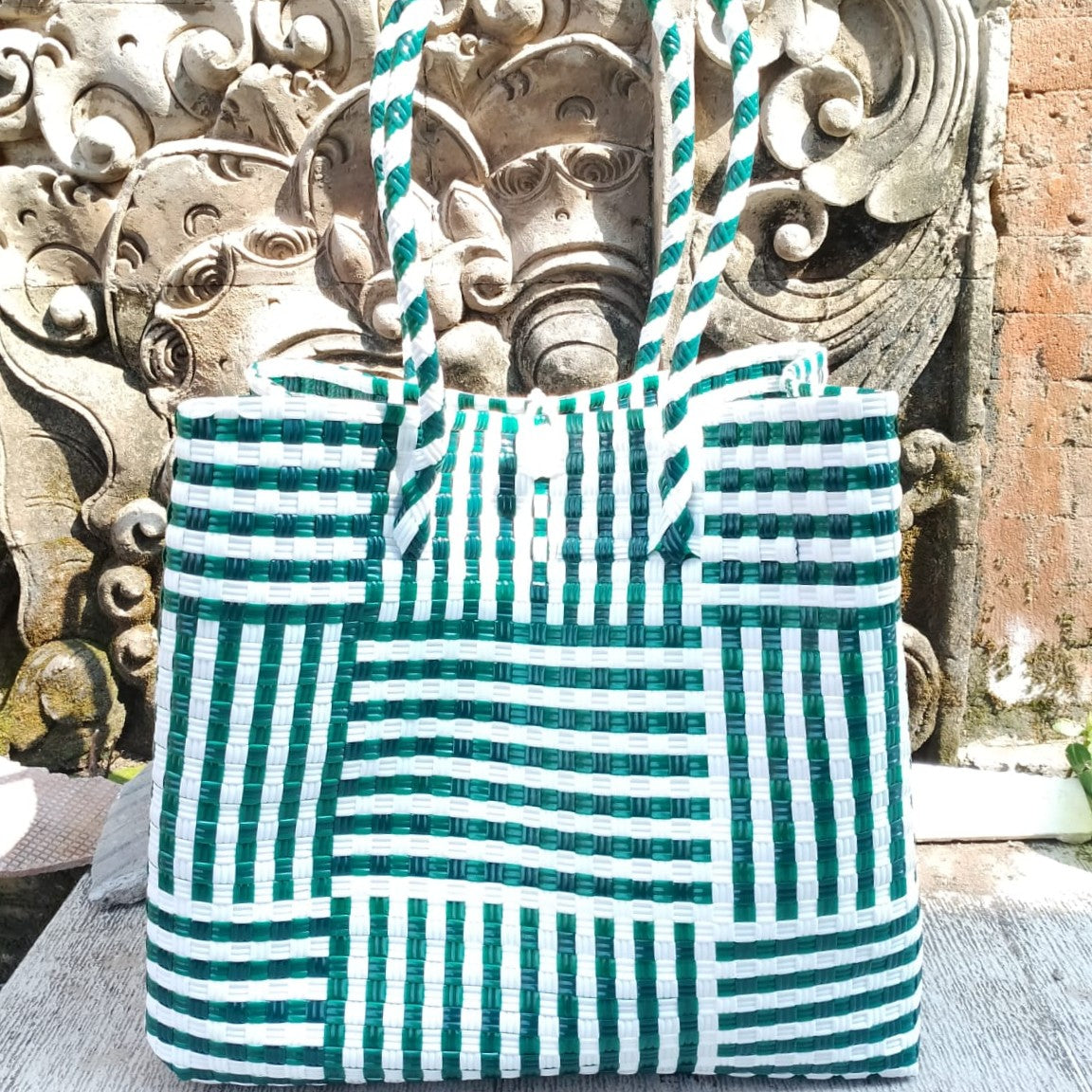 Flax Weave Recycled Tote – Eco Modern in Green & White
