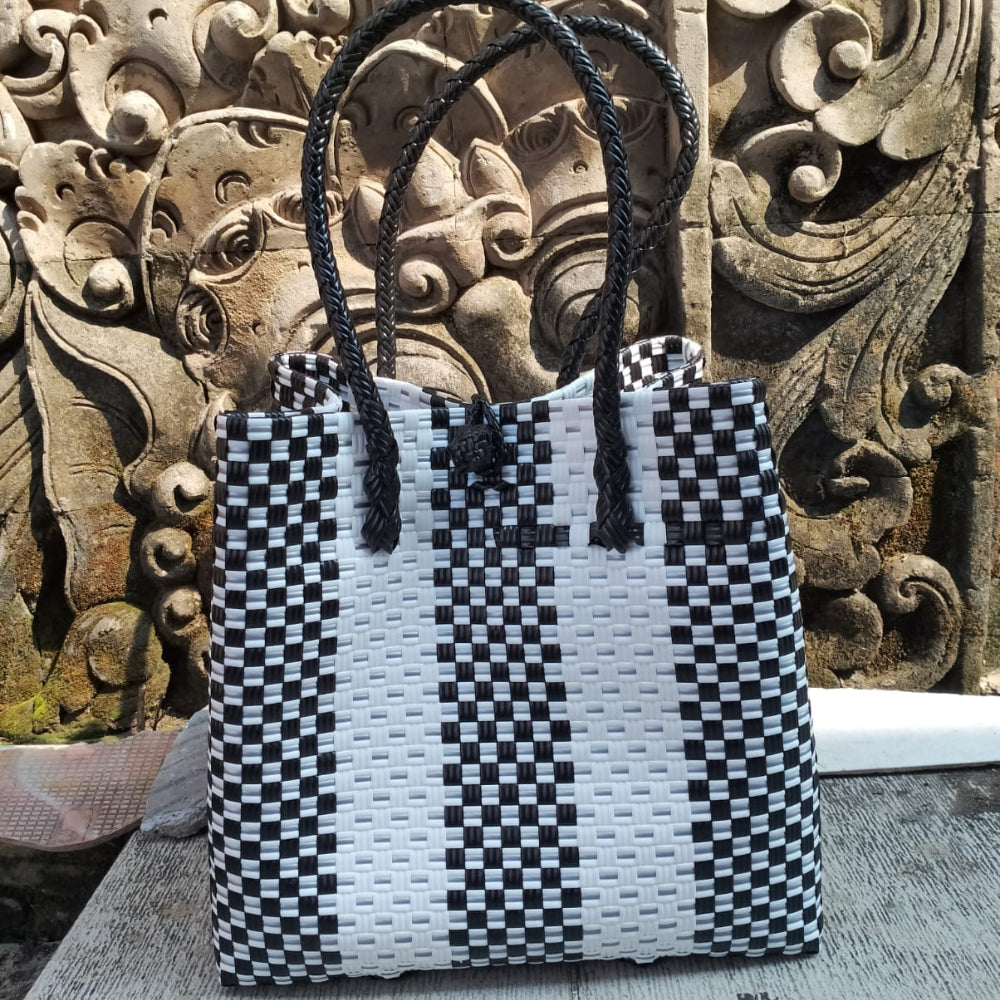 Savoy Stripe – Elegant and French-inspired from Chic collection